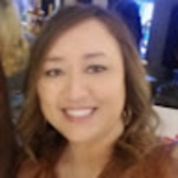 Meet your Posher, Dianna - Picture 1 of 1